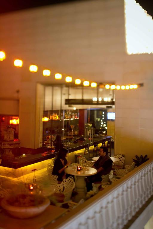 32Nd Milestone Hotel Gurgaon Ngoại thất bức ảnh